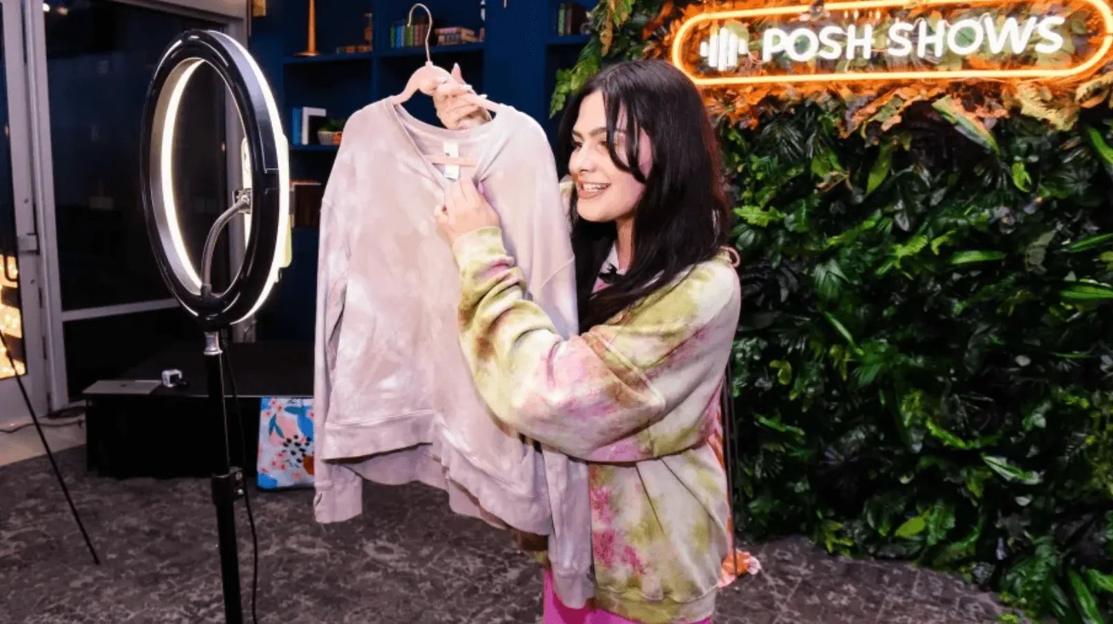 Live Selling on Posh Shows